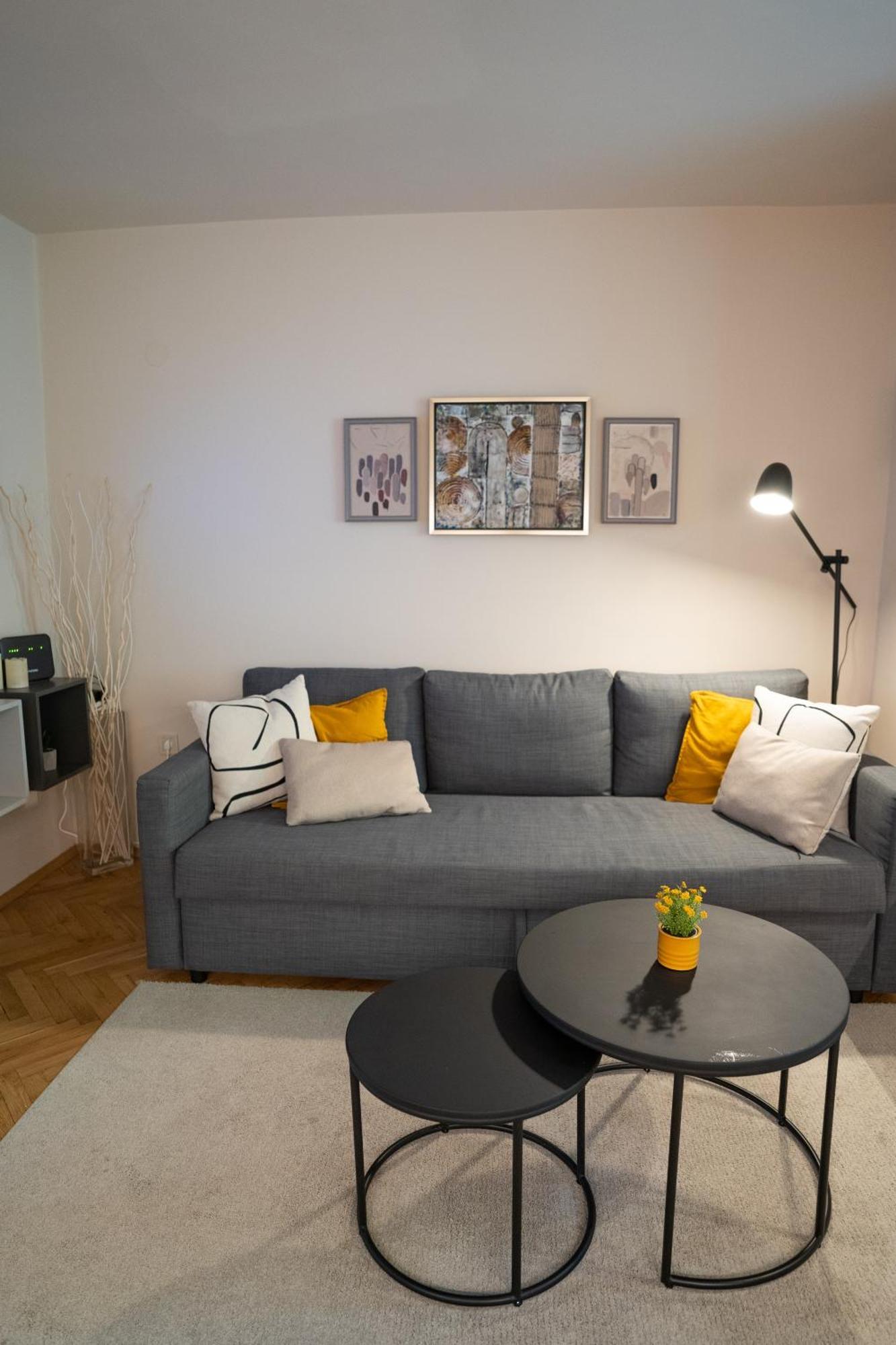 Our Place Apartemen Sofia